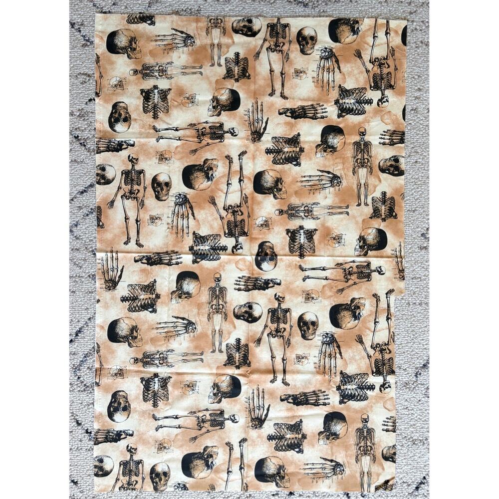 Timeless Treasures Clever Skeleton Fabric 5/8 Yd Remnant Gothic Anatomy Cotton - Picture 2 of 5